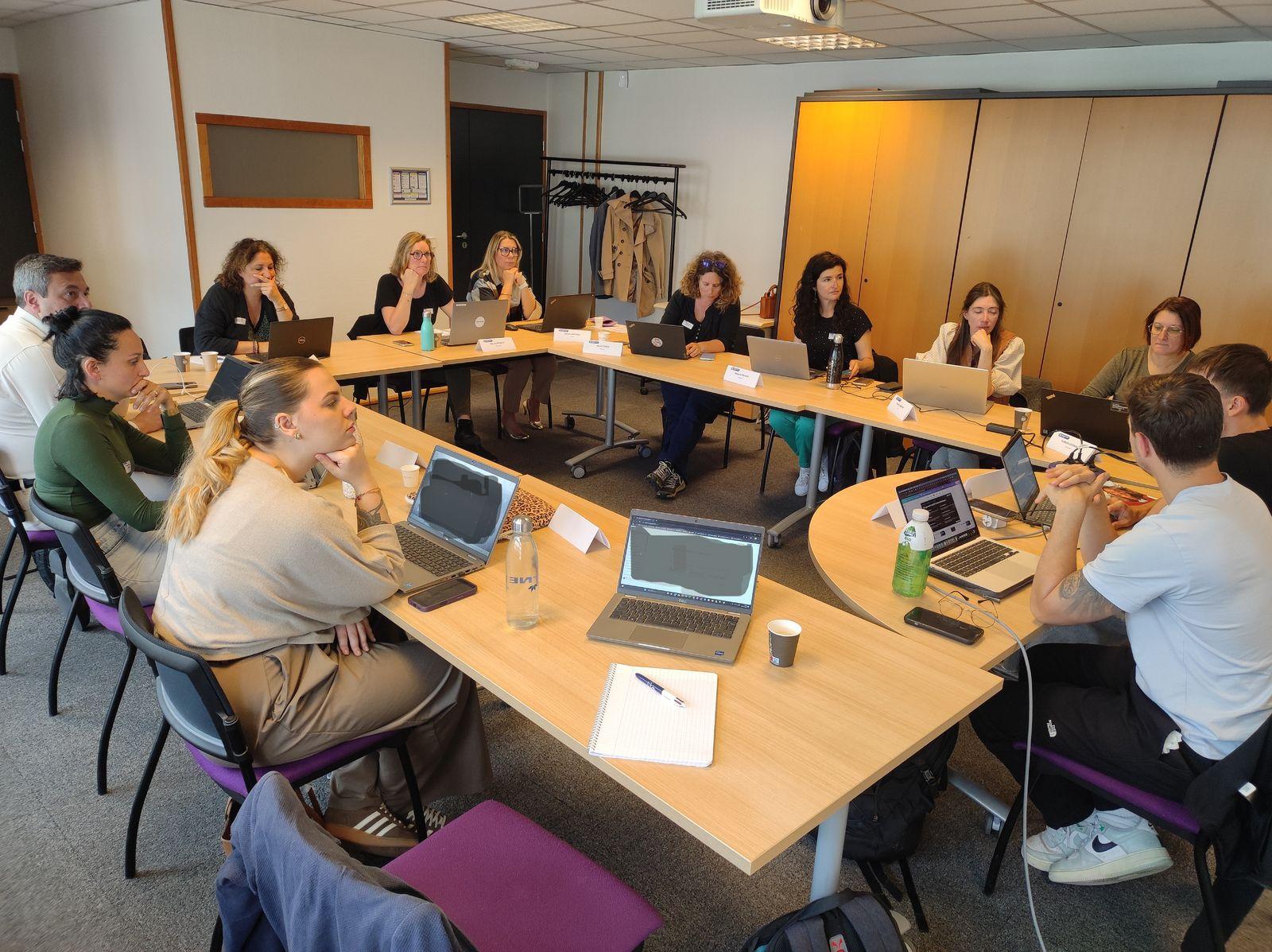 Participants du cycle Ecobiz RH & Management à la CCI Grenoble
